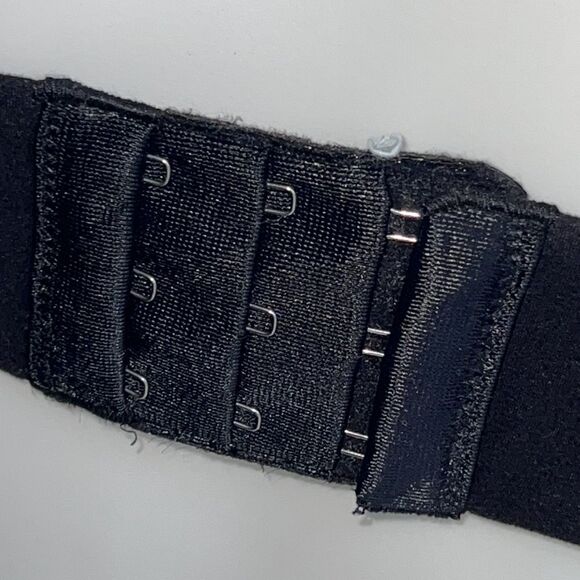 Torrid black underwire bra size 42B - Picture 6 of 9